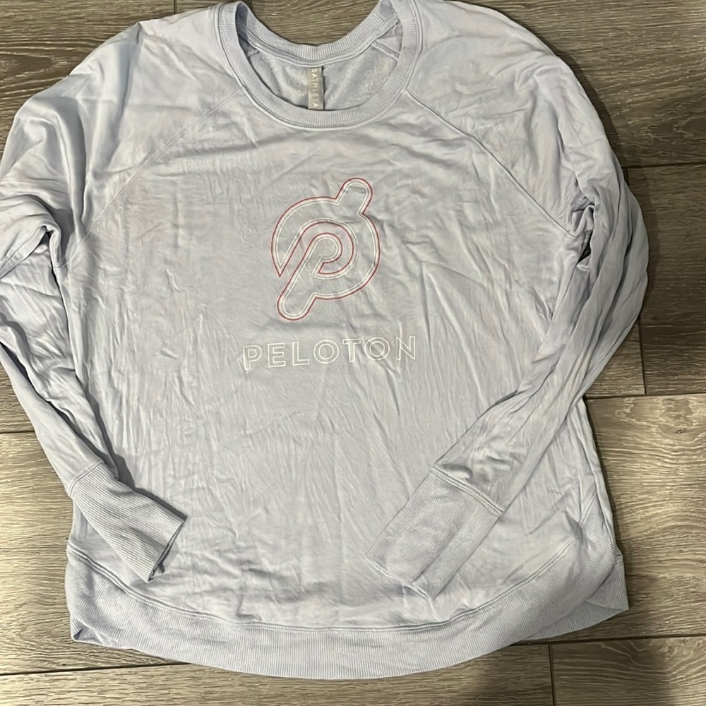 𝅺PELOTON athlete sweater